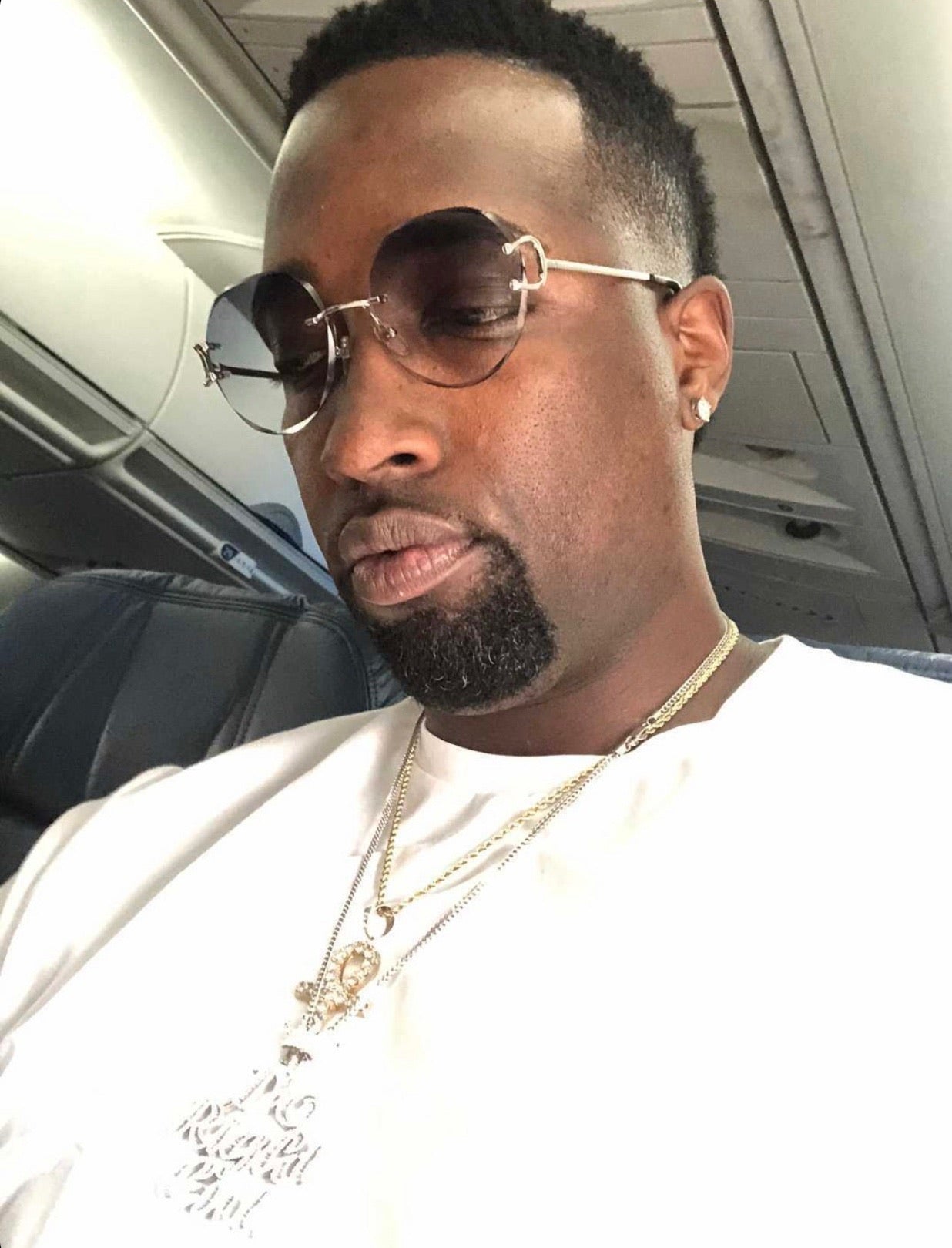 CLASSIC C Silver Sunglasses, Gradient Dark Grey Round Lenses