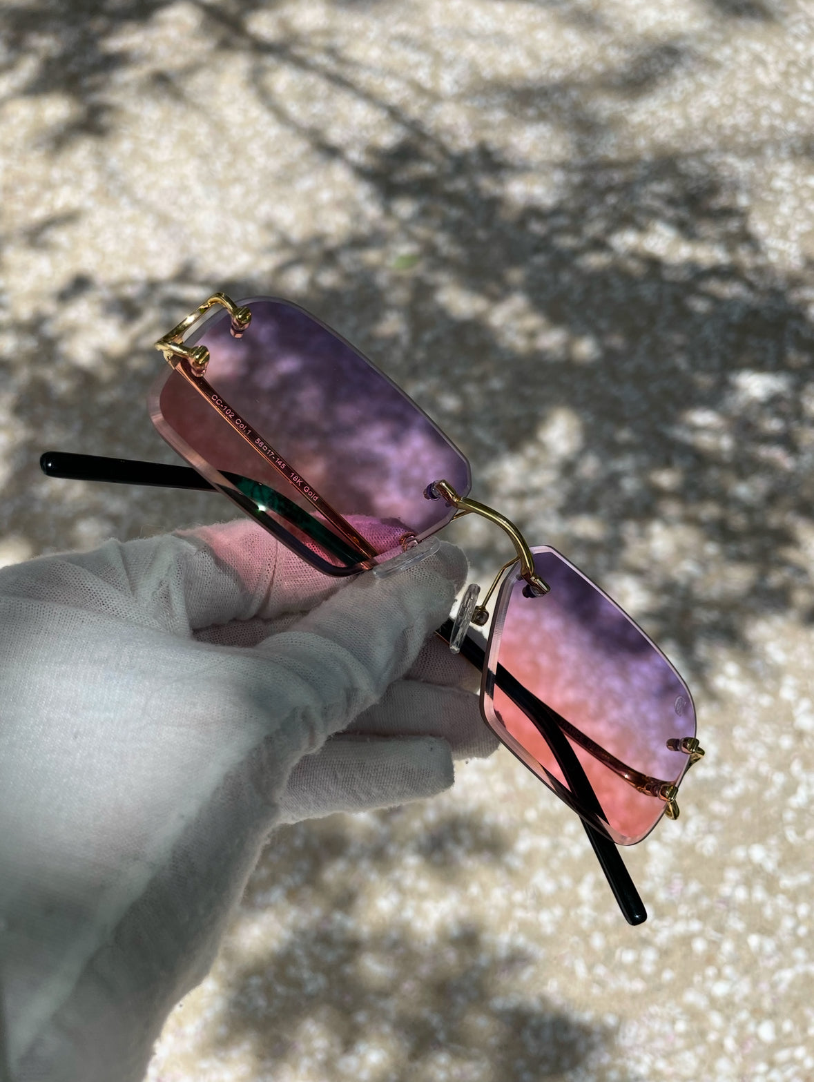 CLASSIC C 18KT Gold Rimless Frame, Gradient Purple Pink Lenses